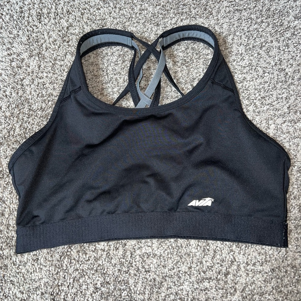 women’s sports bra
